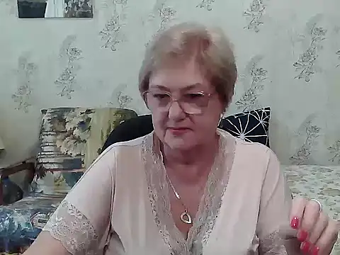 Snapshot of Renata62011 chatting on 09.14.25 Renata62011 online show from 09.14.25