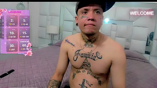 Dangerous couple  online show from 10.10.25