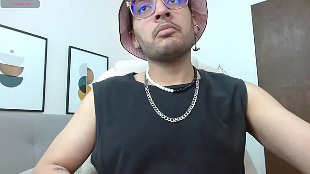   Damian    online show from 11.07.25