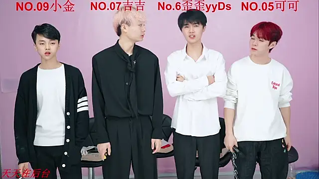 Snapshot of Beautifulboys-777 chatting on 10.28.25 Beautifulboys-777 online show from 10.28.25