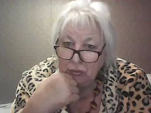 Alexia64231 online show from 09.22.25