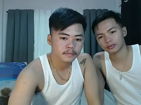 Snapshot of hot_emman chatting on 10.04.25 hot emman online show from 10.04.25