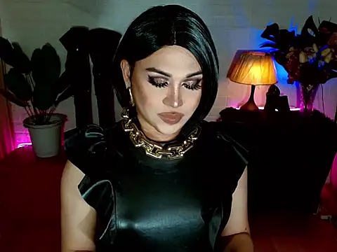 Snapshot of Pukesavurrat chatting on 10.22.25 Pukesavurrat online show from 10.22.25