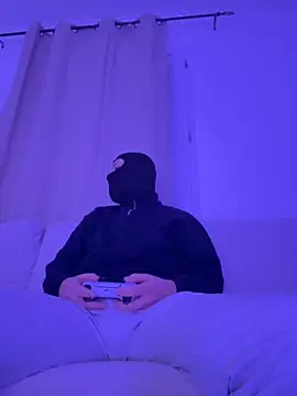 Snapshot of HommeSecret- chatting on 11.16.25 HommeSecret- online show from 11.16.25