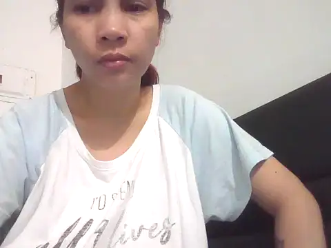 ivyloving4you online show from 10.16.25