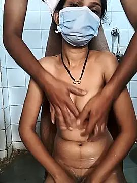 Snapshot of Shivani2002 chatting on 09.11.25 Shivani2002 online show from 09.11.25