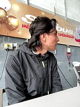 Snapshot of AlexanderHall chatting on 10.11.25 AlexanderHall online show from 10.11.25