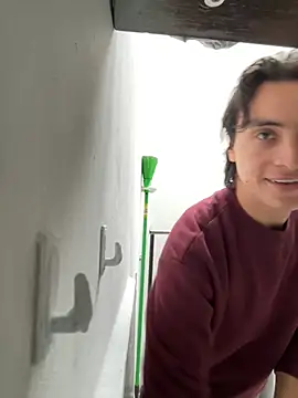 Snapshot of AlexanderHall chatting on 10.12.25 AlexanderHall online show from 10.12.25