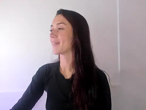 Snapshot of Amy_Kobold3 chatting on 10.03.25 Amy Kobold3 online show from 10.03.25