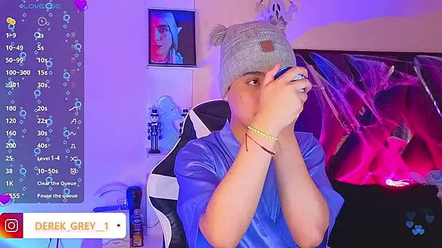 derek greyy  online show from 10.27.25