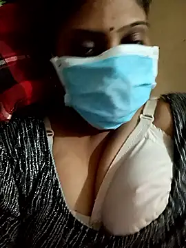 Snapshot of reena502 chatting on 09.14.25 reena502 online show from 09.14.25