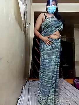 Snapshot of reena502 chatting on 09.15.25 reena502 online show from 09.15.25