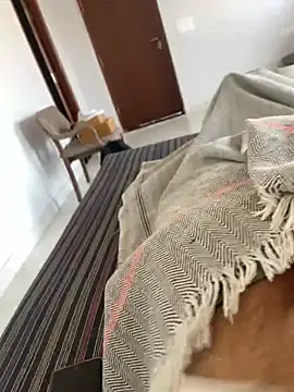 Snapshot of Desiandaz chatting on 11.14.25 Desiandaz online show from 11.14.25