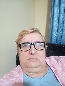 Snapshot of Sonya51561 chatting on 10.27.25 Sonya51561 online show from 10.27.25