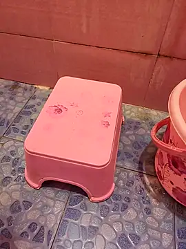 Snapshot of Alimbaby chatting on 09.23.25 Alimbaby online show from 09.23.25