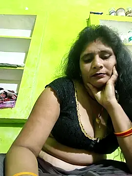 Snapshot of Hot-piuy chatting on 11.03.25 Hot-piuy online show from 11.03.25