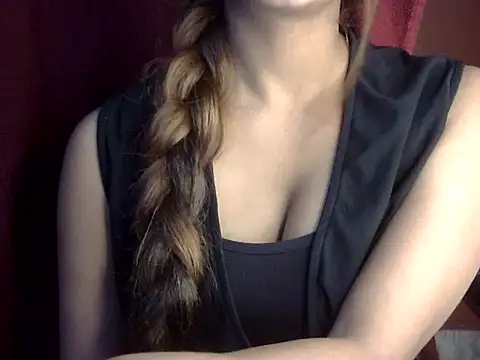 heartless Queen online show from 10.30.25