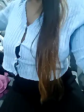 Snapshot of siya00 chatting on 11.26.25 siya00 online show from 11.26.25