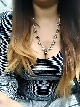 Snapshot of siya00 chatting on 12.02.25 siya00 online show from 12.02.25