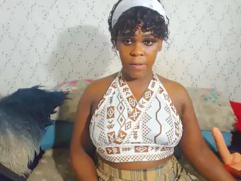 MiniMinaj online show from 11.02.25