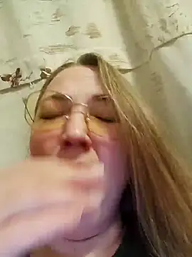 Snapshot of Kiss_Eva chatting on 01.02.25 Kiss Eva online show from 01.02.25