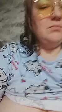 Kiss Eva online show from 02.02.25