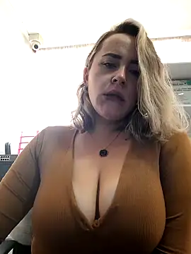 CurvyLust x online show from 09.18.25