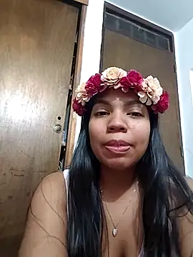 Snapshot of CloeeHills_ chatting on 10.15.25 CloeeHills online show from 10.15.25