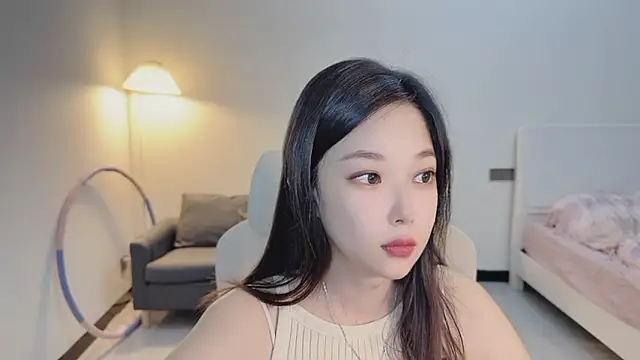 Maymay  online show from 11.15.25