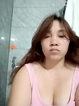 miumiu 00 online show from 11.26.25