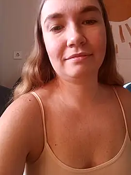 KisaVixen online show from 10.25.25