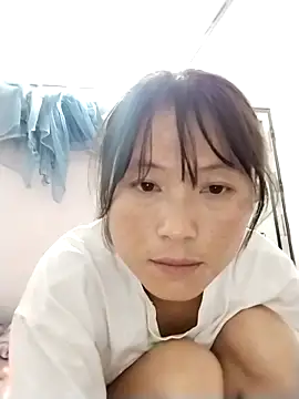 Snapshot of linda_bae00 chatting on 09.10.25 linda bae00 online show from 09.10.25