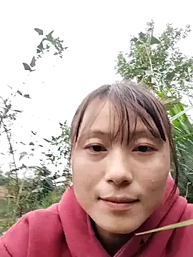 linda bae00 online show from 11.12.25