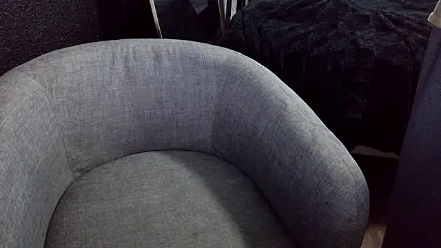 Snapshot of fetishslut4u chatting on 10.07.25 fetishslut4u online show from 10.07.25