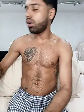 Snapshot of jozvan chatting on 10.07.25 jozvan online show from 10.07.25