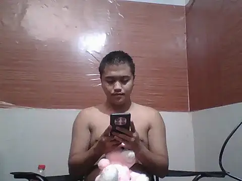 Snapshot of Nel_2k3 chatting on 10.06.25 Nel 2k3 online show from 10.06.25