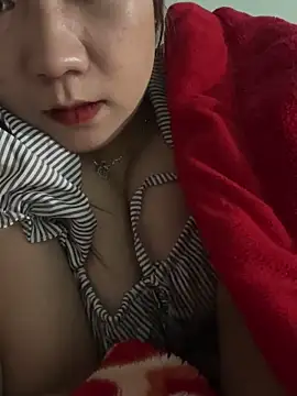 qinejr37 online show from 11.23.25