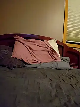 Snapshot of Dillybar41 chatting on 10.13.25 Dillybar41 online show from 10.13.25