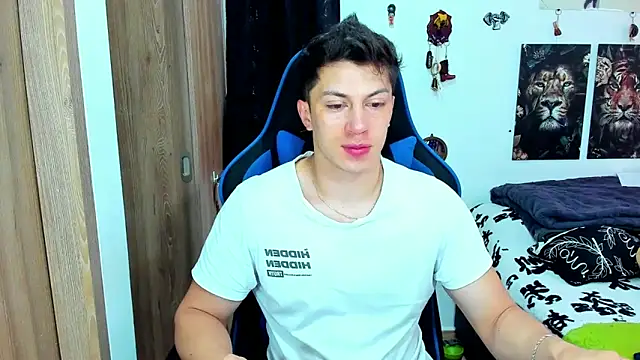 javiersexymann online show from 02.17.25