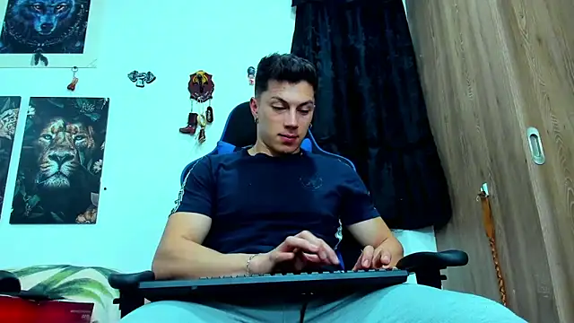 javiersexymann online show from 03.15.25