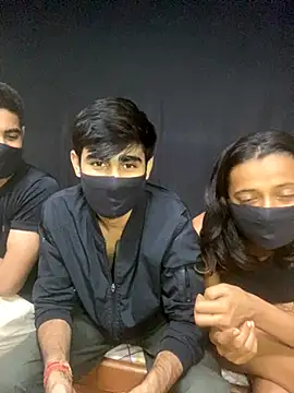 Snapshot of Joy_Love_Roxie chatting on 10.29.25 Joy Love Roxie online show from 10.29.25