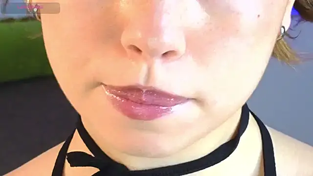 Snapshot of Hanny_babyy chatting on 09.27.25 Hanny babyy online show from 09.27.25