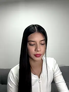 Snapshot of giasteele chatting on 09.09.25 giasteele online show from 09.09.25