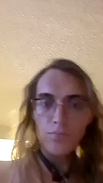 Snapshot of BlondeyMiyMiy chatting on 09.25.25 BlondeyMiyMiy online show from 09.25.25