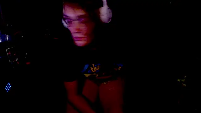 Snapshot of BlondeyMiyMiy chatting on 11.03.25 BlondeyMiyMiy online show from 11.03.25