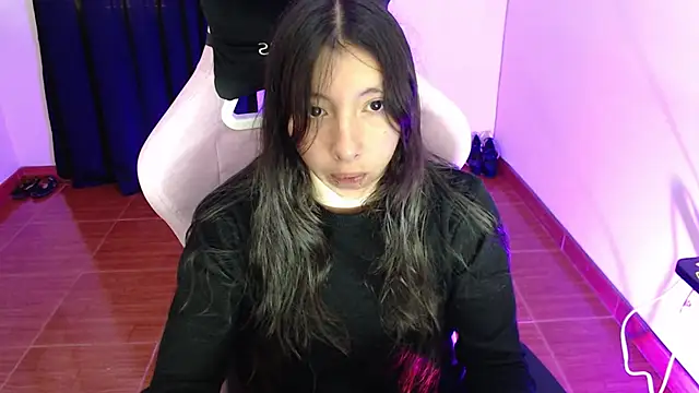 Snapshot of ScarlettShirahoshi chatting on 09.12.25 ScarlettShirahoshi online show from 09.12.25