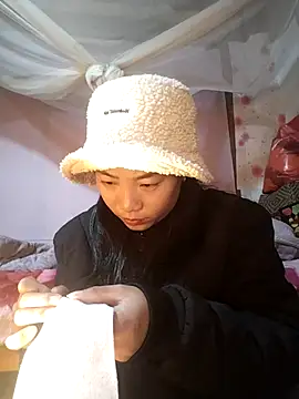 AAANINE22 online show from 11.04.25