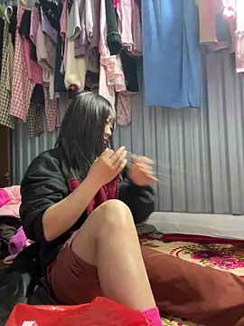 AAANINE22 online show from 11.29.25