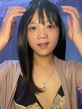 Snapshot of thaoyeuuu chatting on 09.09.25 thaoyeuuu online show from 09.09.25