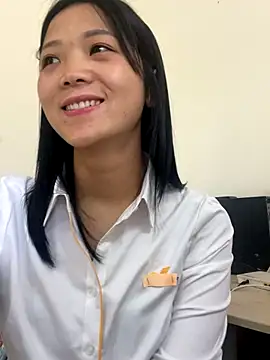 Snapshot of thaoyeuuu chatting on 09.22.25 thaoyeuuu online show from 09.22.25